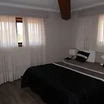 Contriz Hotel 2*