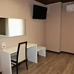 Contriz Hotel 2*