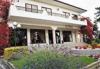 Contriz Hotell
