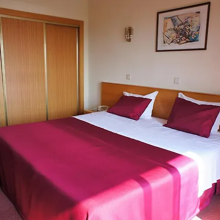 Contriz Hotell