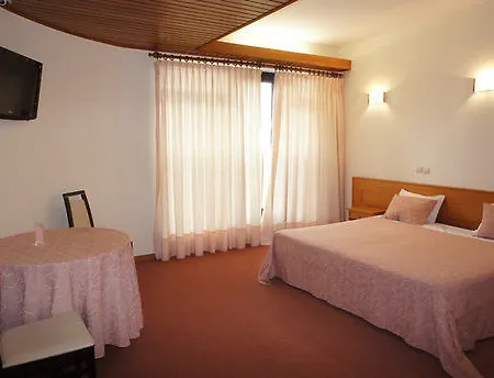 Contriz Hotel